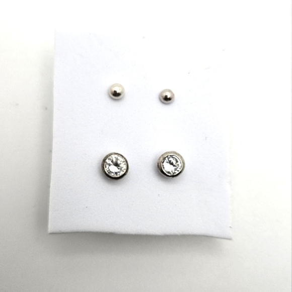 Jewelry - 🟢3/$19🟢 2 Pairs 925 Sterling Silver Studs Earrings PIERCED Ears Faux diamonds